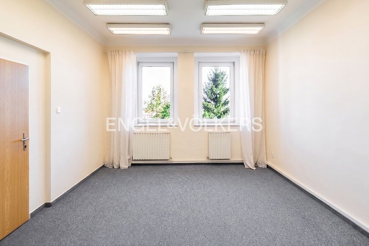 Kancelář · 35 m² · Šlikova 287, Praha Břevnov - 3