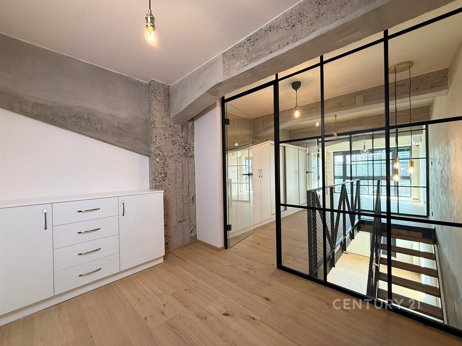 Pronájem byt 3+kk - Kolbenova 1032, Praha, 80 m²