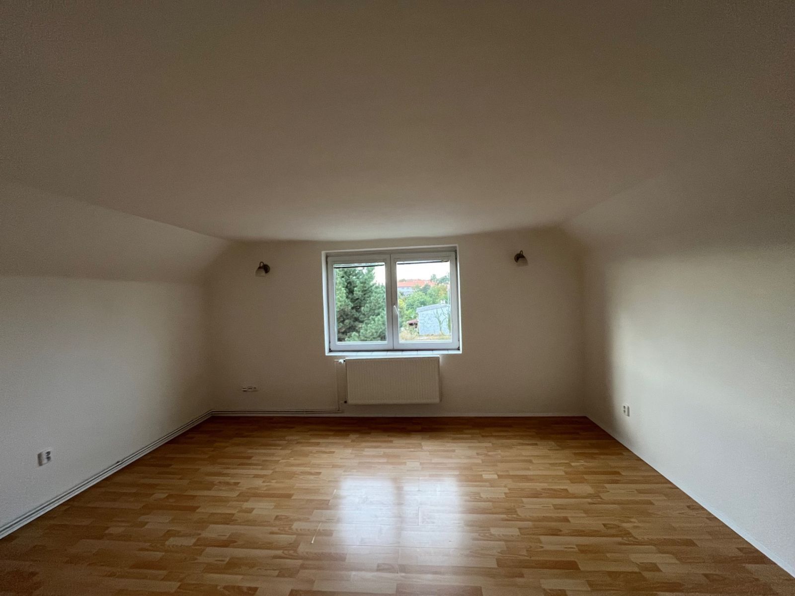 1+kk, Písková, Praha - Modřany, 30 m² - 2