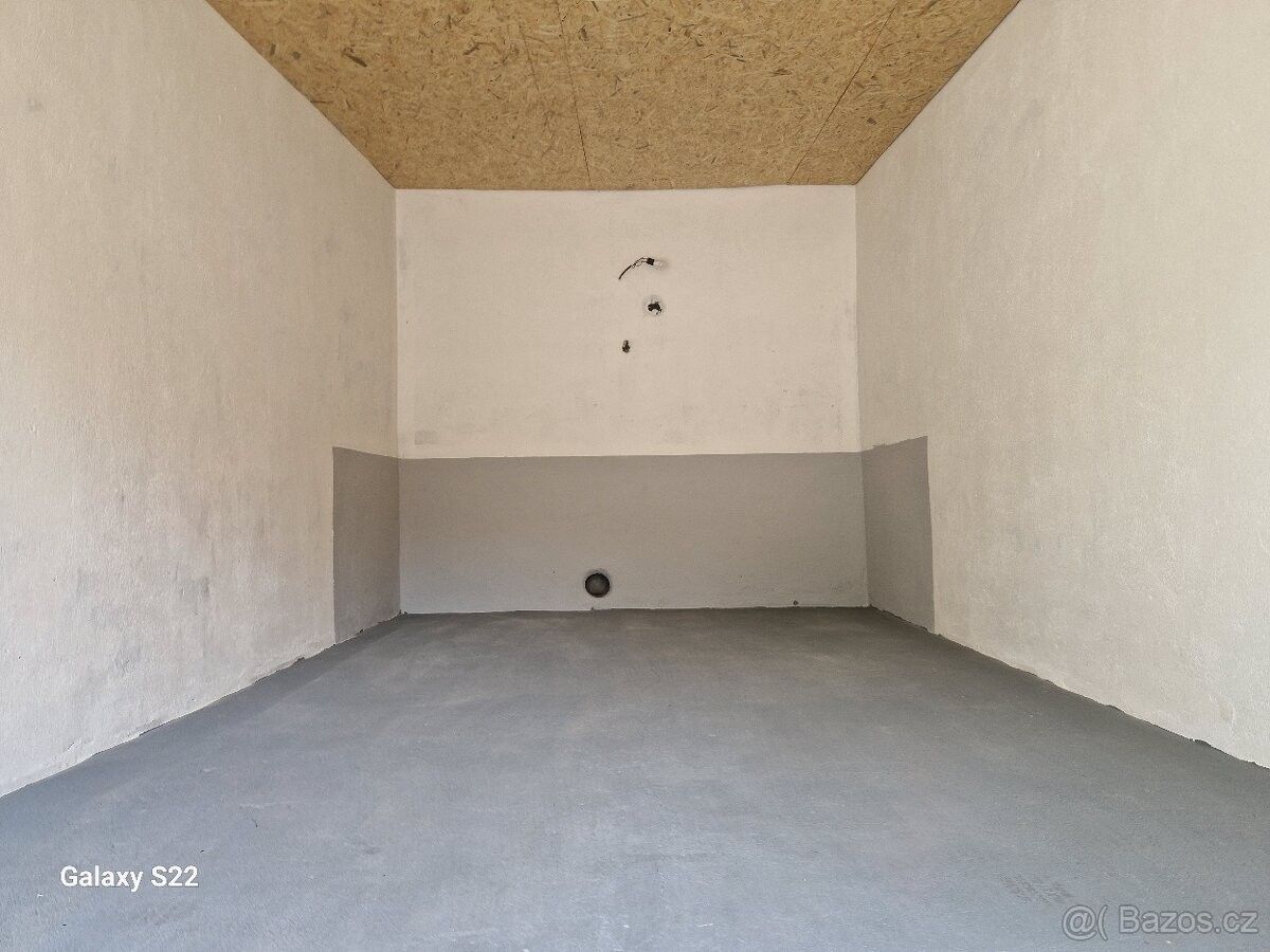 Garáž · Neratovice, 277 11 - 4
