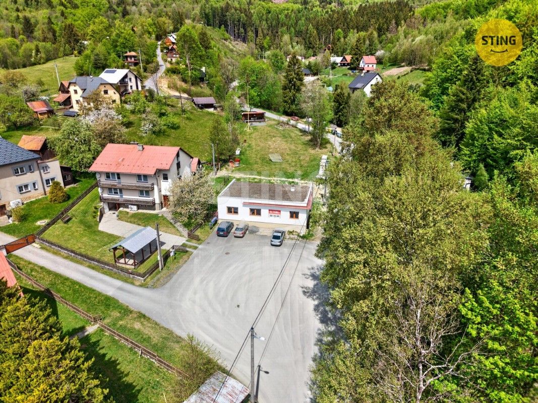 Dům, 157 m²