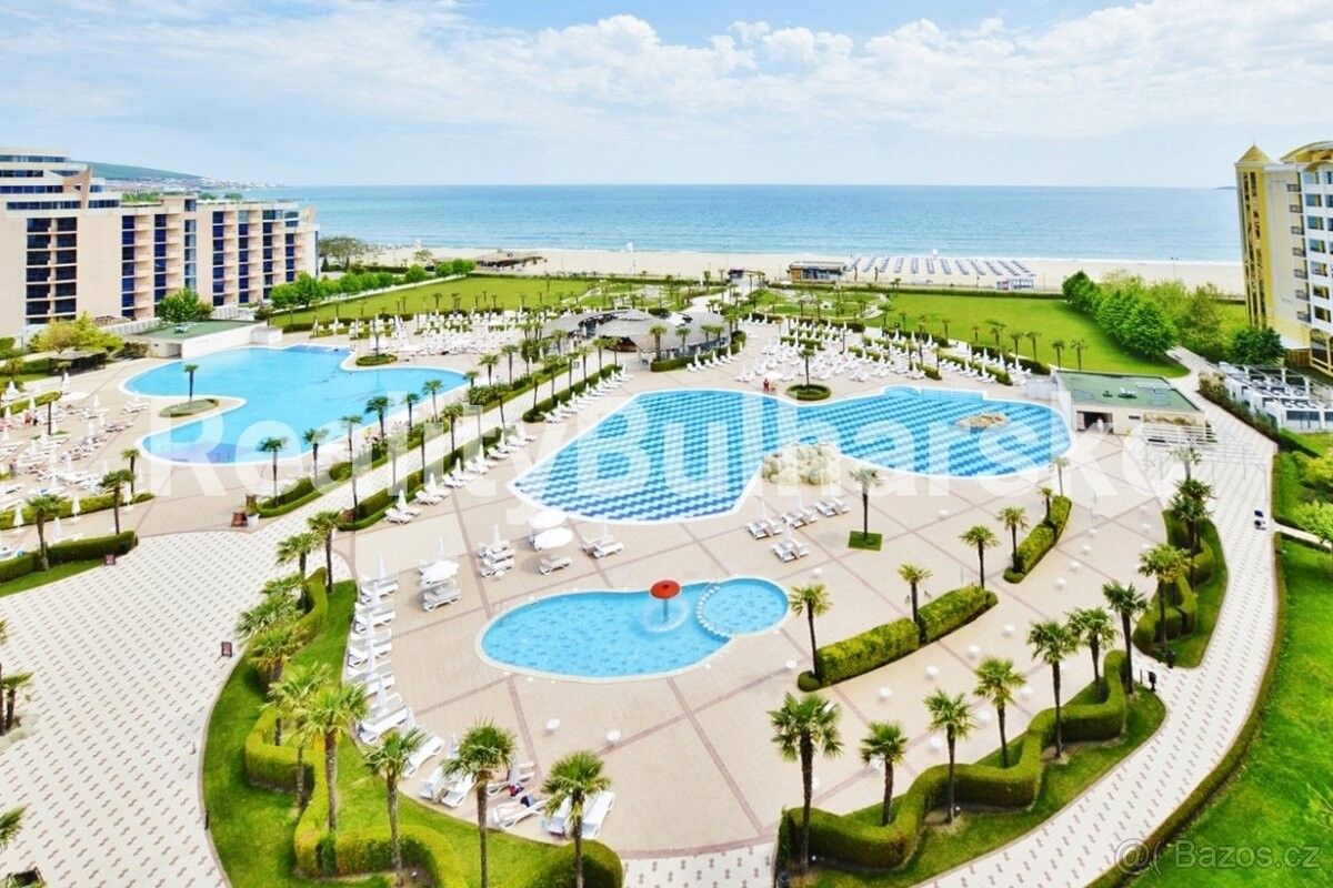 Byty, 987 66, Zahraničí