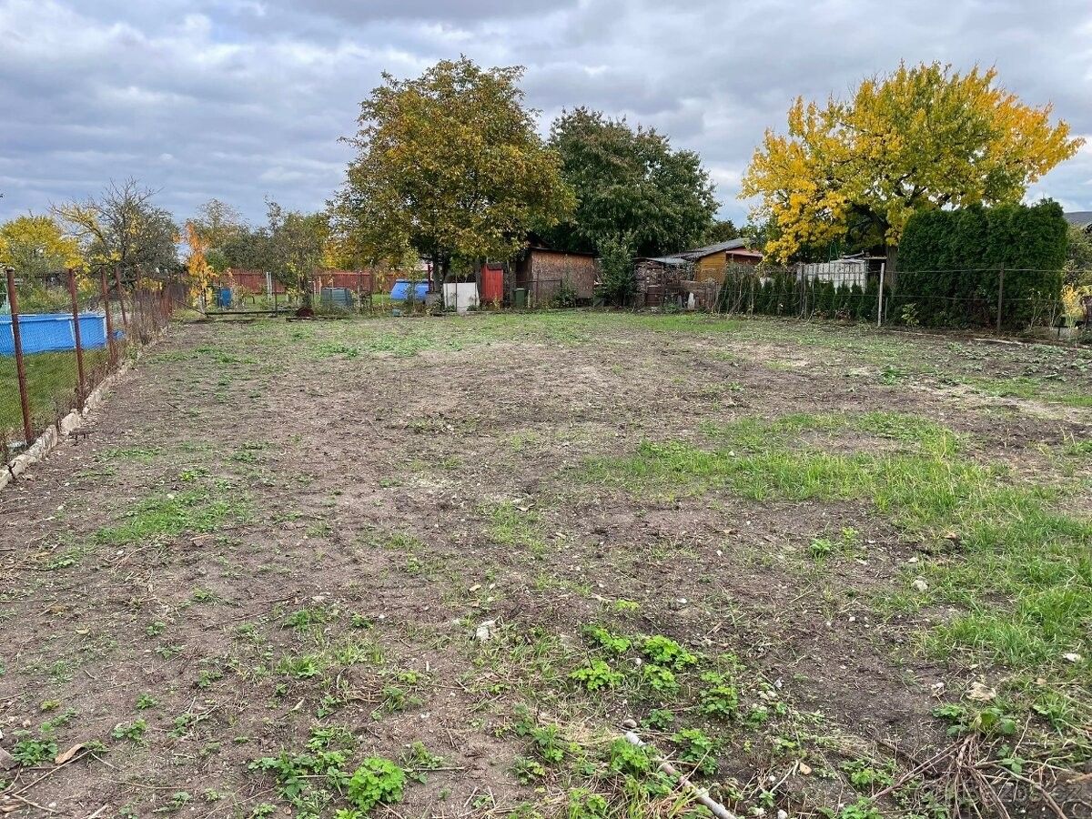 Zahrady, Louny, 440 01