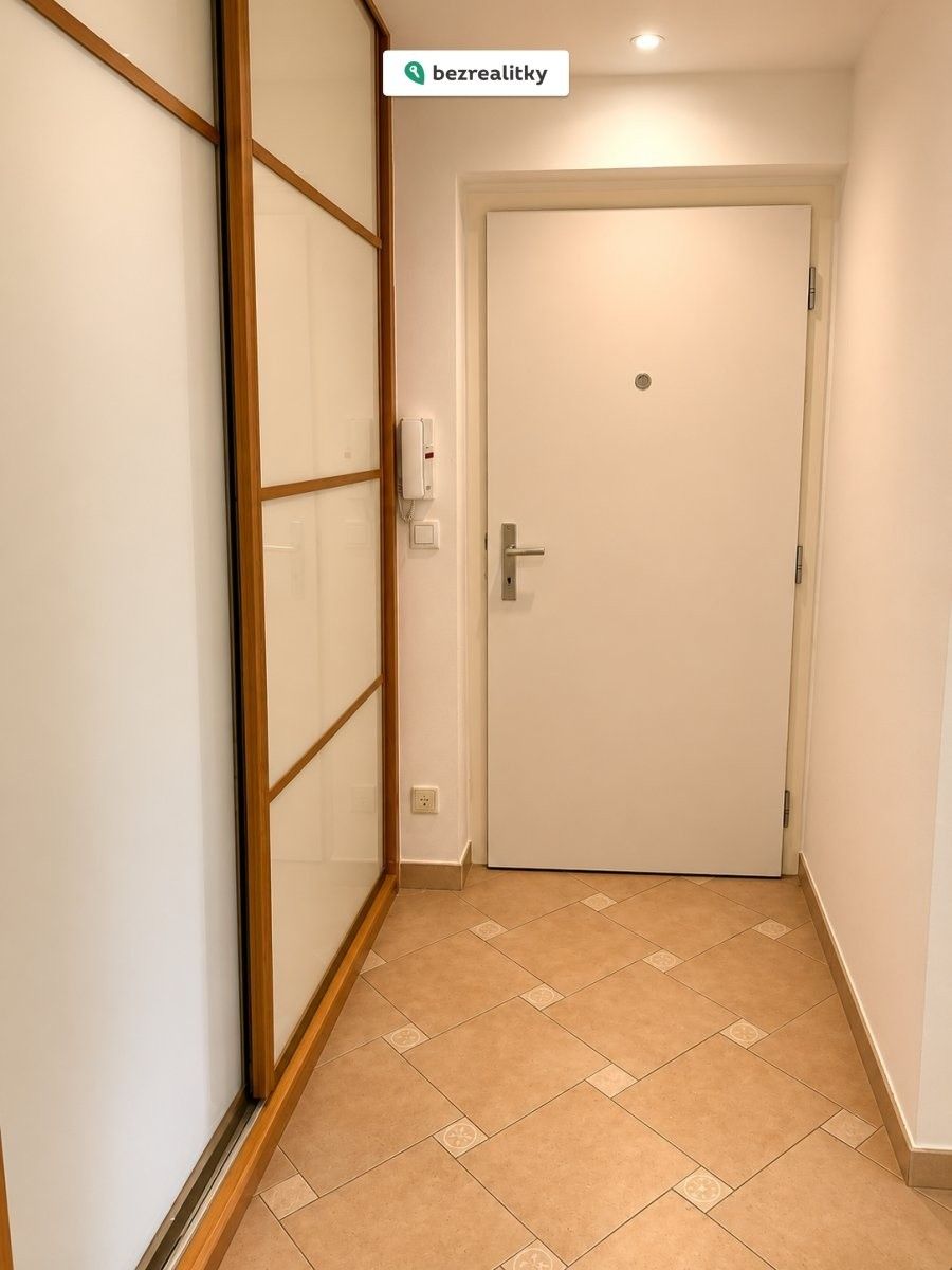 2+kk, Kateřinské náměstí 465, Praha Újezd u Průhonic, 54 m² - 2