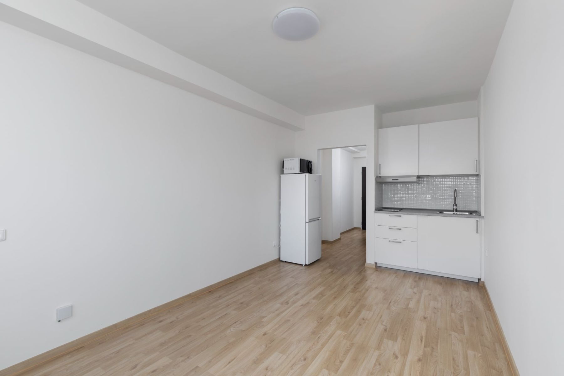 Pronájem byt 1+kk - Peroutkova, Praha - Jinonice, 26 m² - 5