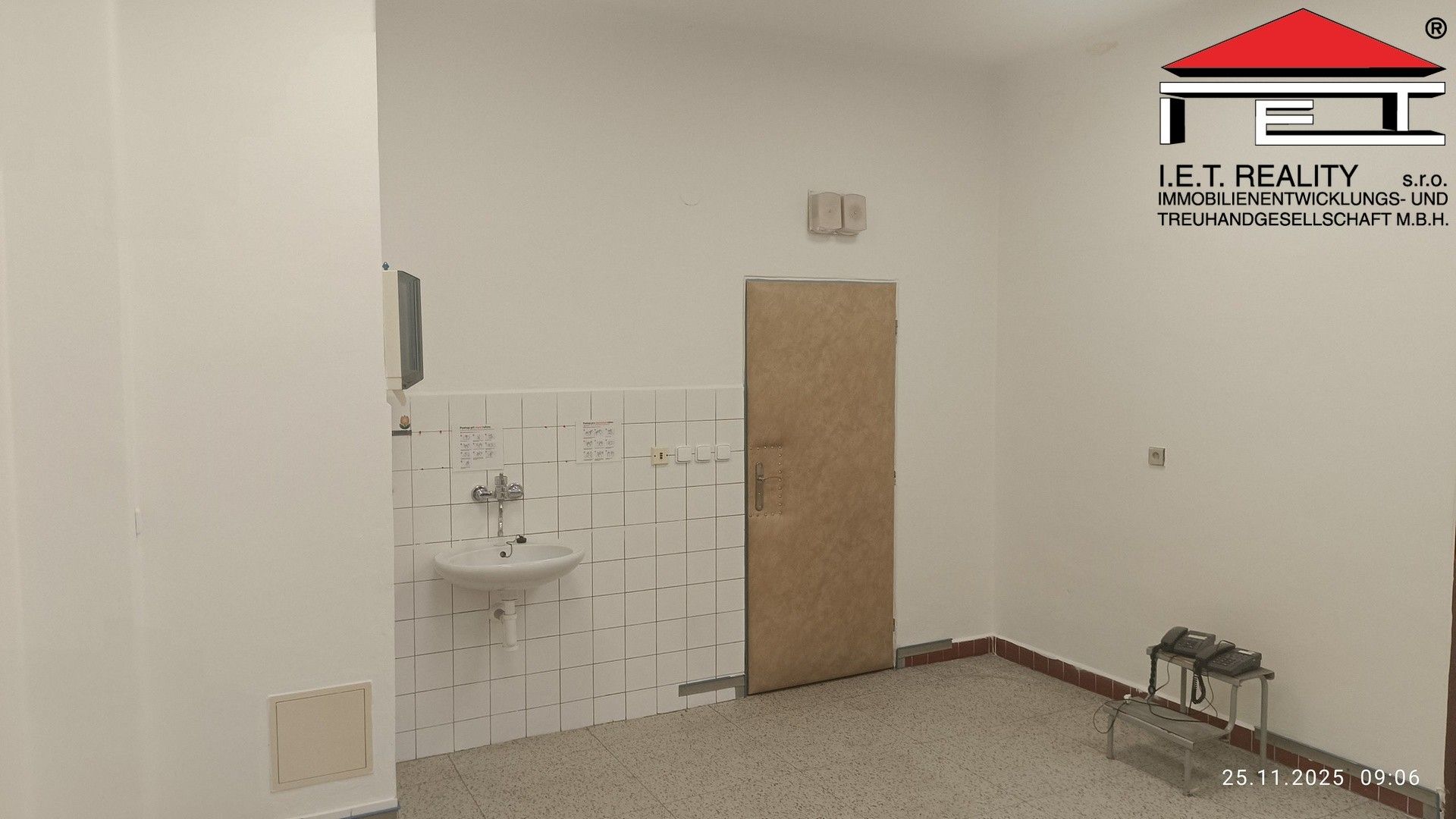 Pronájem komerční - Sokolská třída, Ostrava, 55 m²