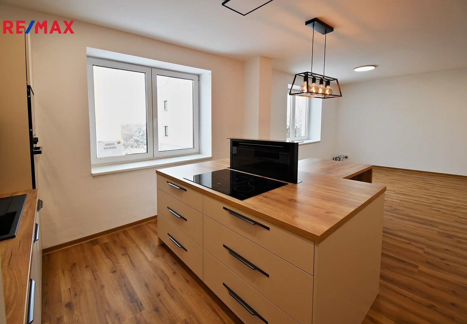 2+kk, Žerotínova, České Budějovice, 60 m²
