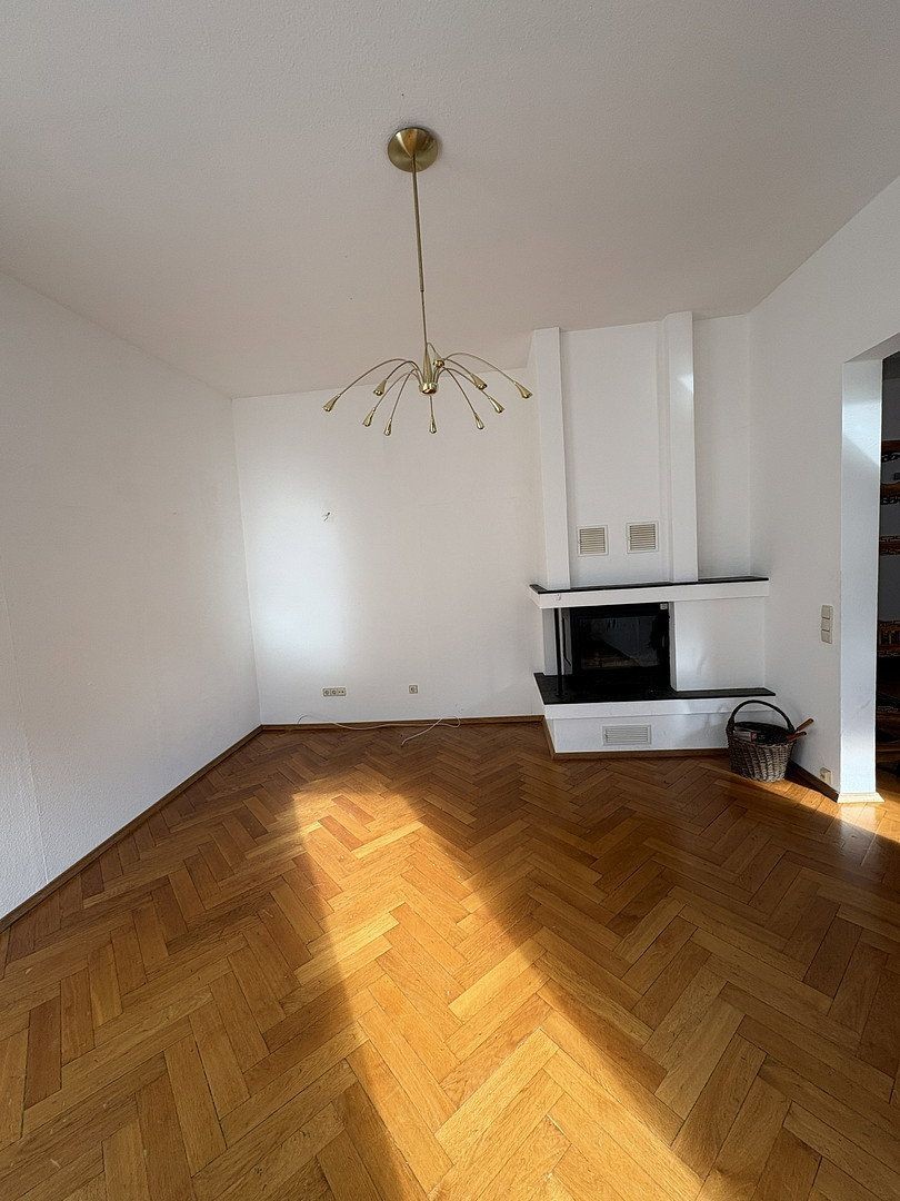 4+1, Karlsruhe Innenstadt-West Baden-Württemberg 76133, 120 m² - 2