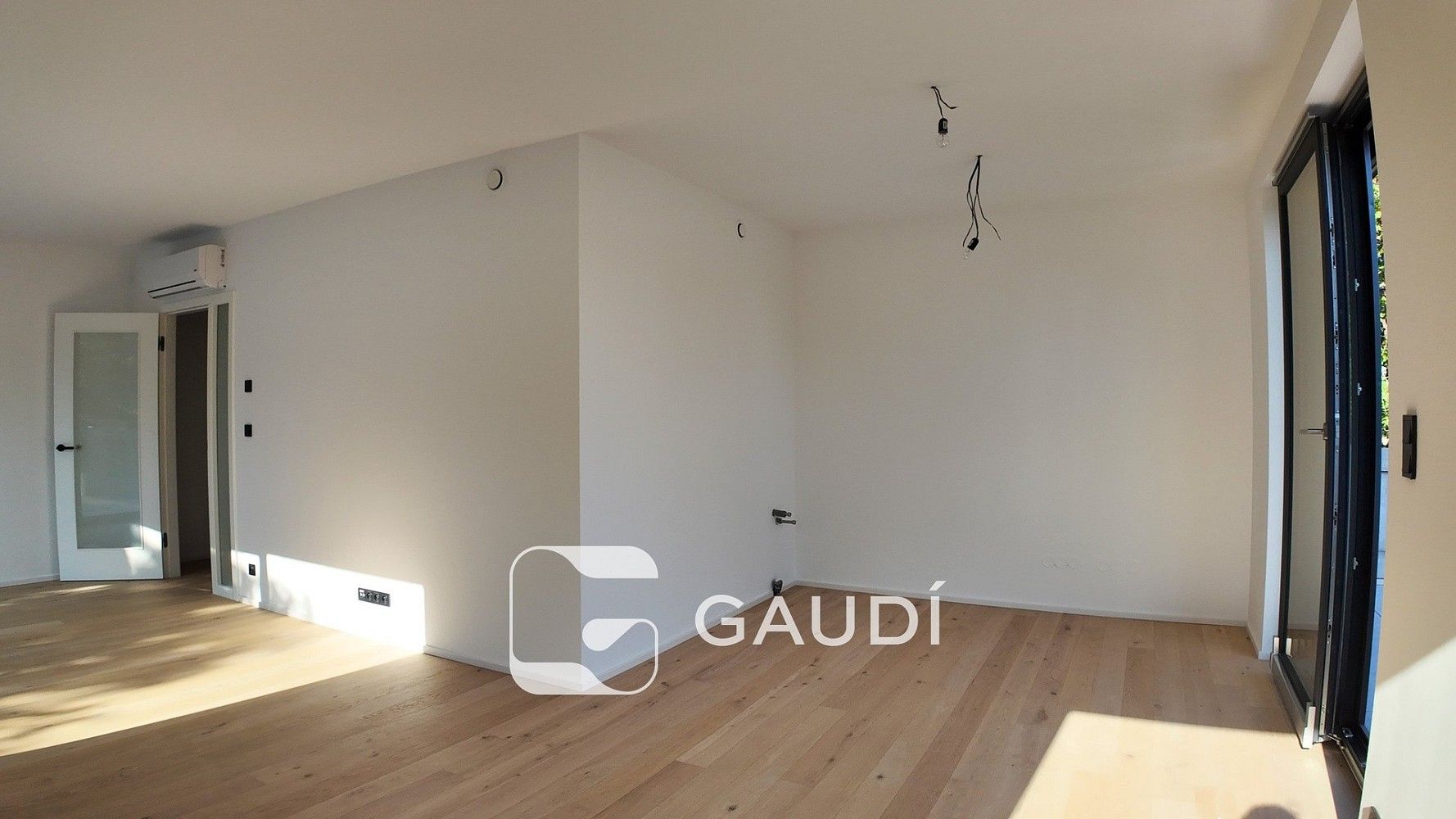 Prodej byt 4+kk - Mezitraťová, Praha 9, 105 m² - 5