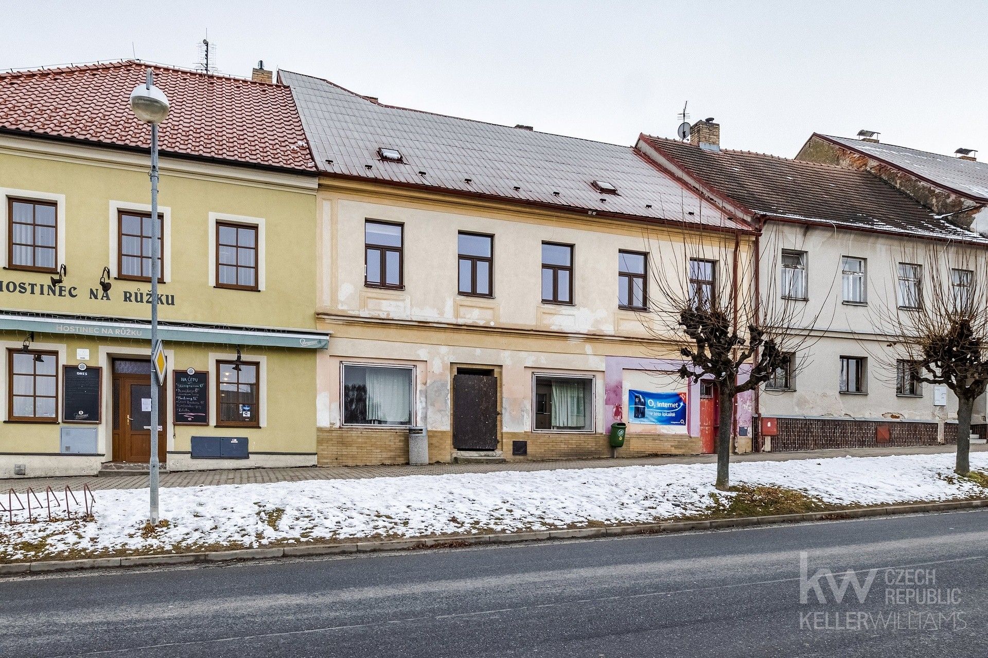 Prodej rodinný dům - Husovo náměstí 95, Mladá Vožice, 330 m²