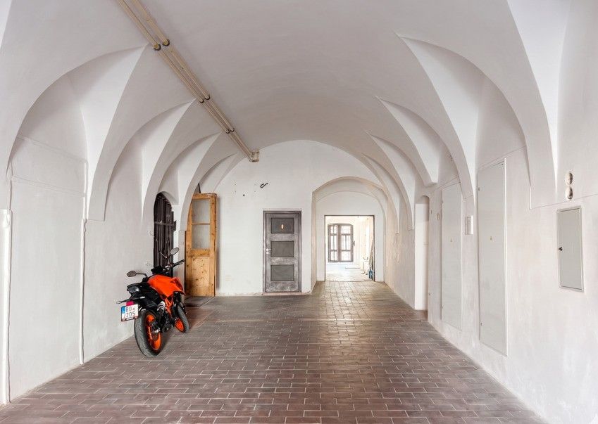 Restaurace · 179 m² · Velké náměstí, Hradec Králové - 4