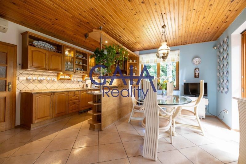 Prodej rodinný dům - Strážovice, 354 m²