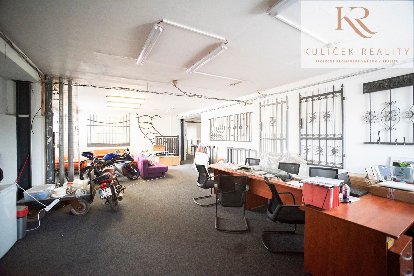 Sklad · 343 m² · Ve žlíbku, Praha Horní Počernice - 3