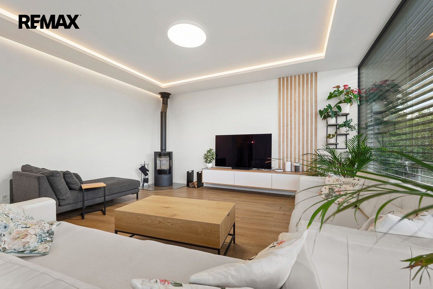 Pronájem byt 5+kk - Táborská, Říčany, okres Praha-východ, 199 m² - 5