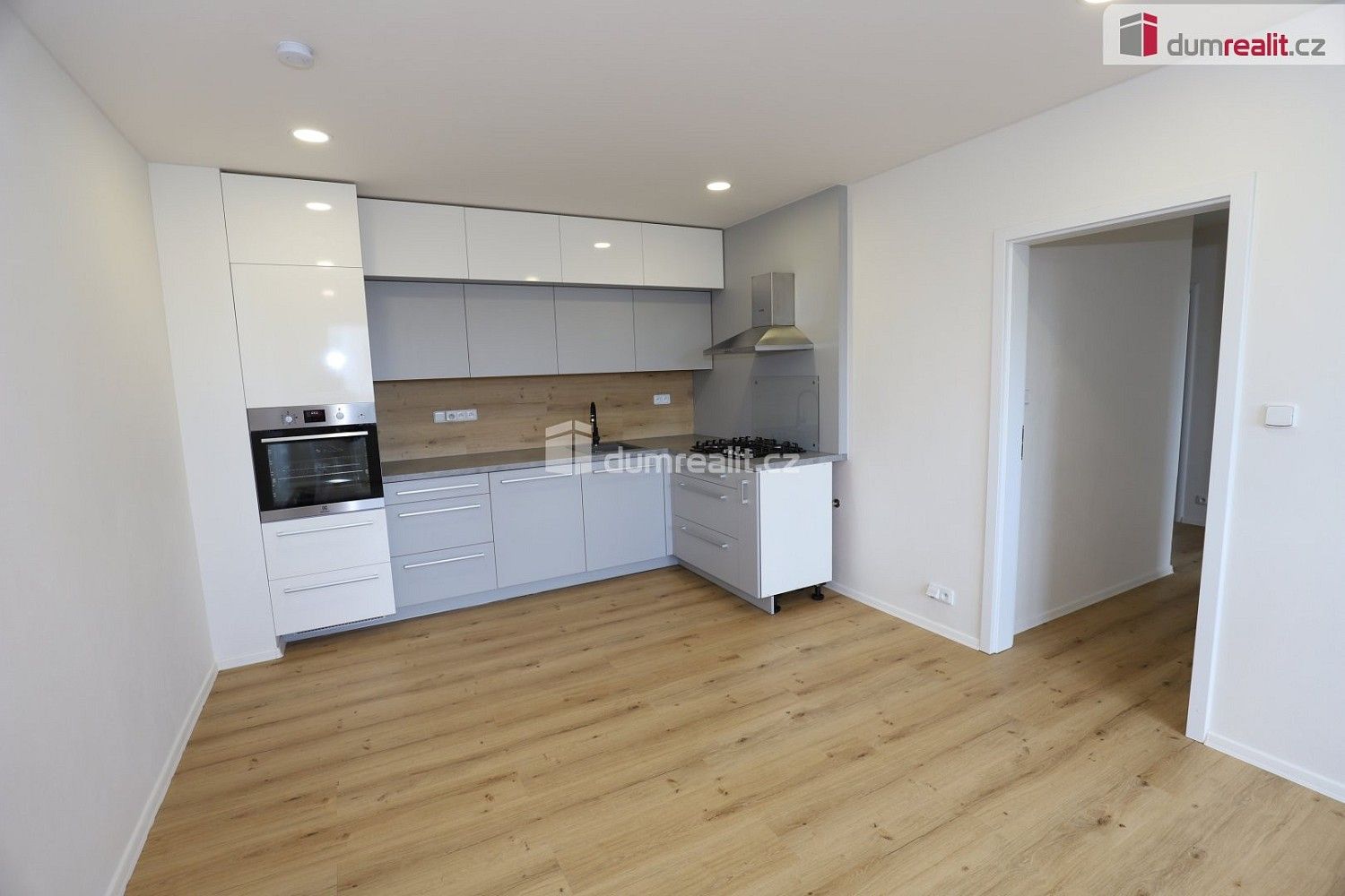 3+kk, Praha - Modřany, okres Praha 12, Hlavní město Praha, 65 m² - 2