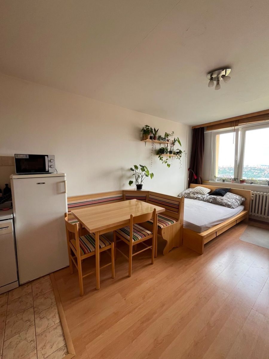 1+kk, Hlavatého, Praha - Háje, 27 m² - 2