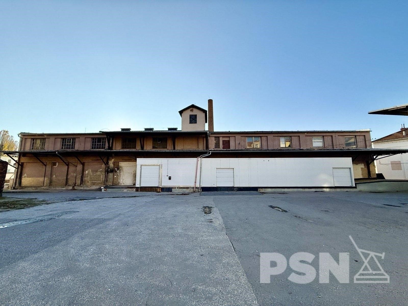 Pronájem výrobní prostory - U vlečky 739, Brno, 949 m²
