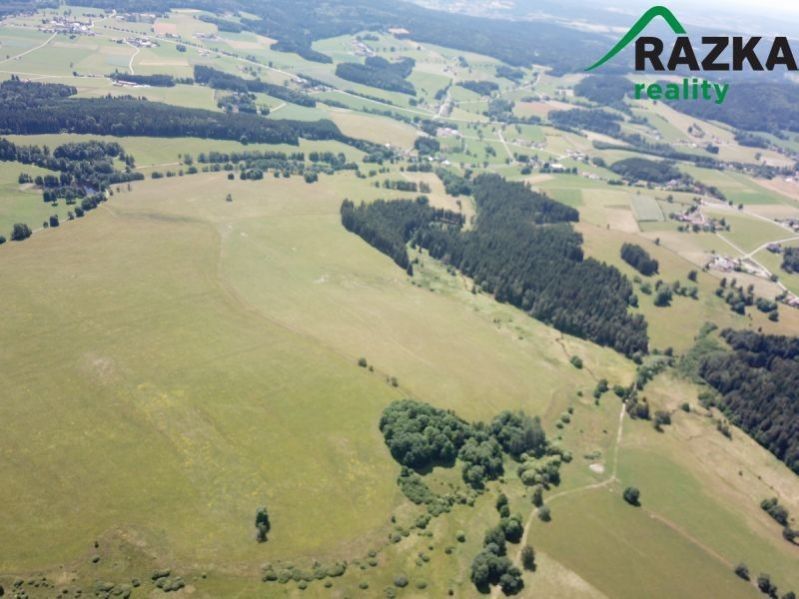 Prodej zemědělský pozemek - Lesná, 1 229 241 m²
