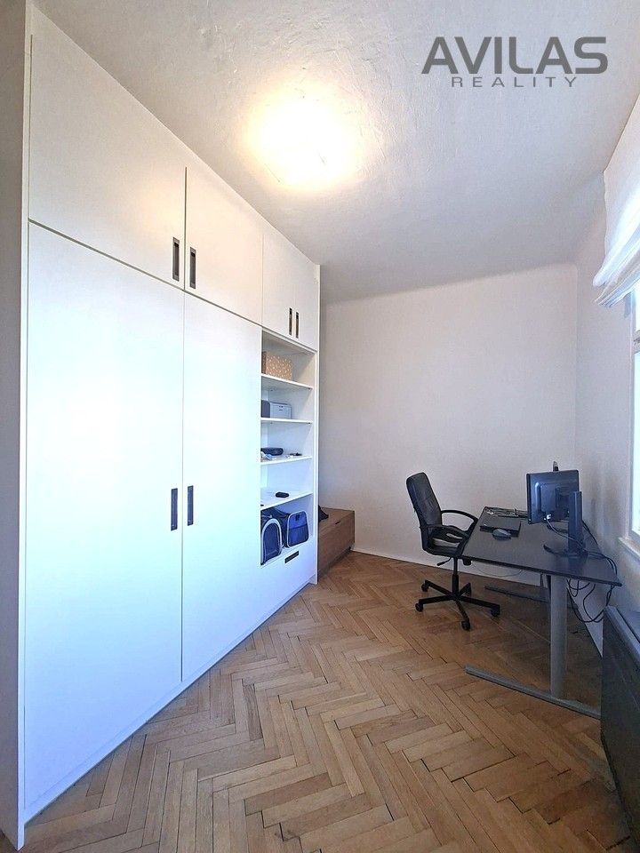 Byt 2+1 · 69 m² · Ambrožova, Praha - 3