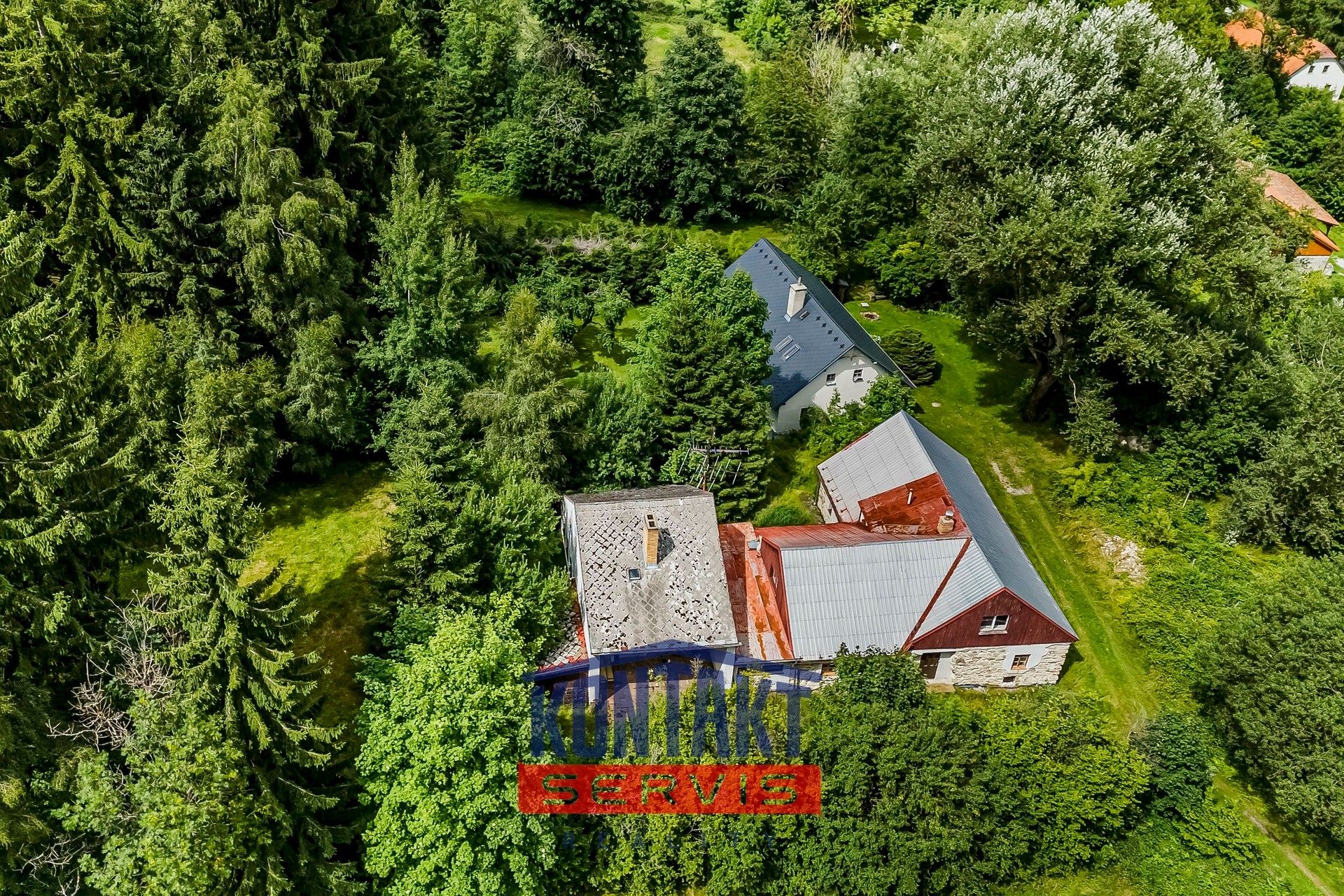 Prodej rodinný dům - Hojná Voda, Horní Stropnice, 550 m²