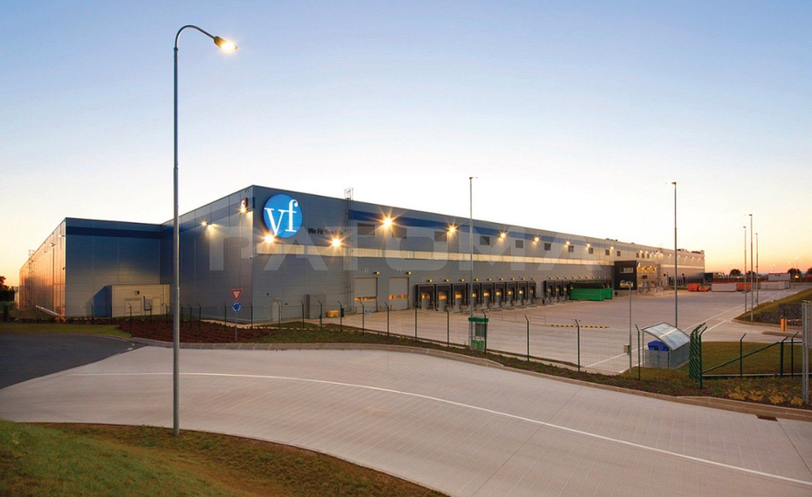 Sklady, Parkerova, Klecany - Zdibsko, okres Praha-východ, 7 608 m² - 1