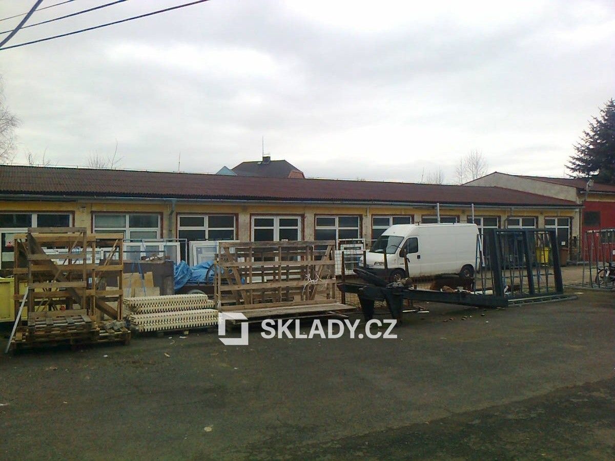 Pronájem sklad - Potoční, Karlovy Vary, 800 m²