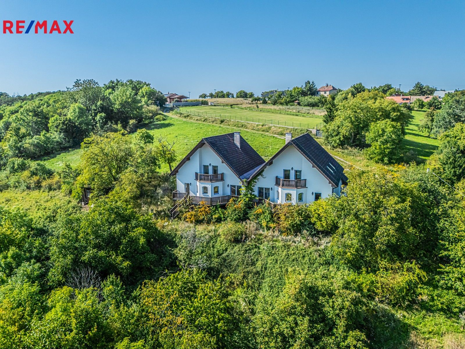 Prodej rodinný dům - Vinařice, 202 m²