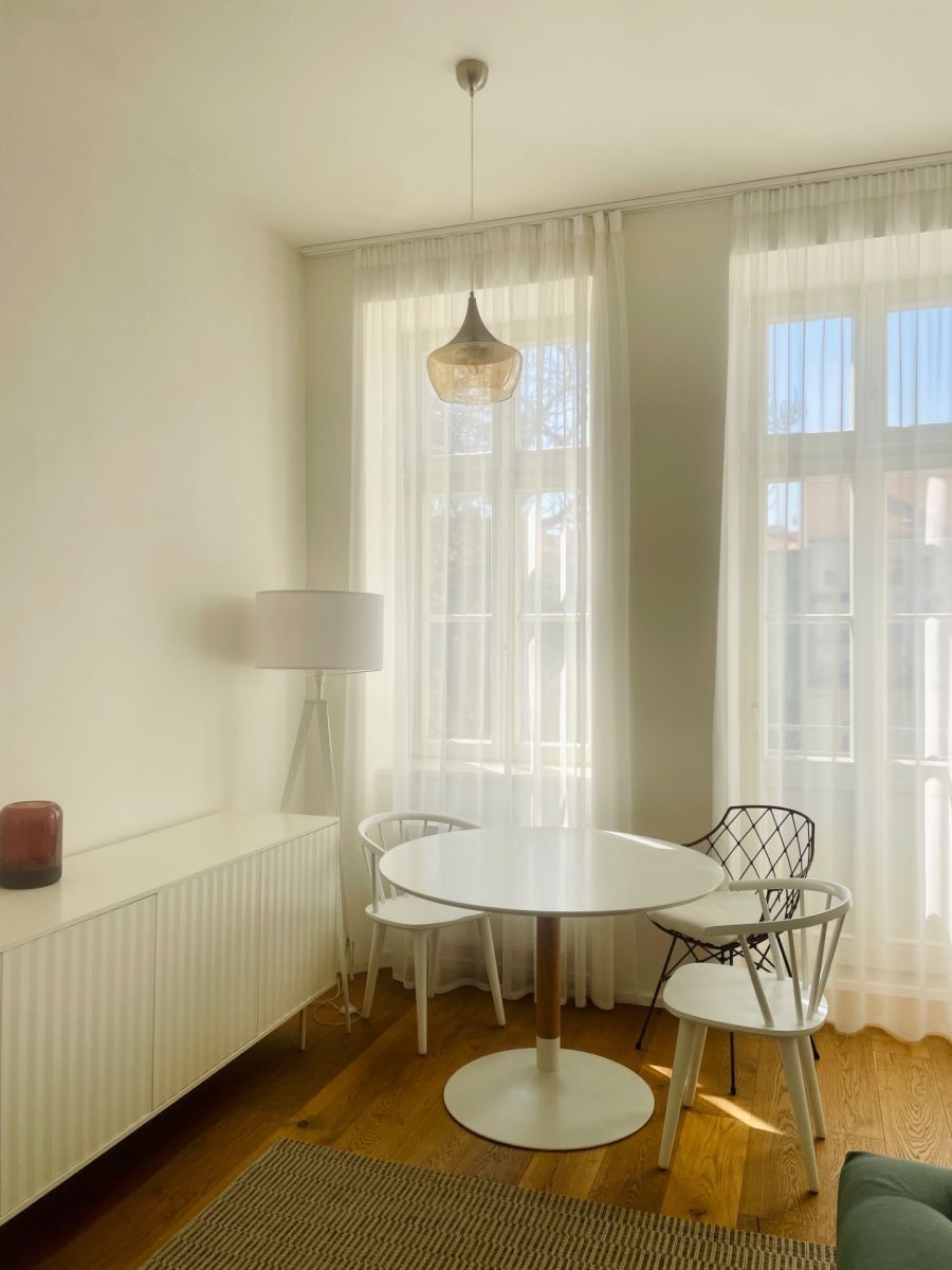 Byt 2+kk · 55 m² · Peckova, Praha - Karlín - 3