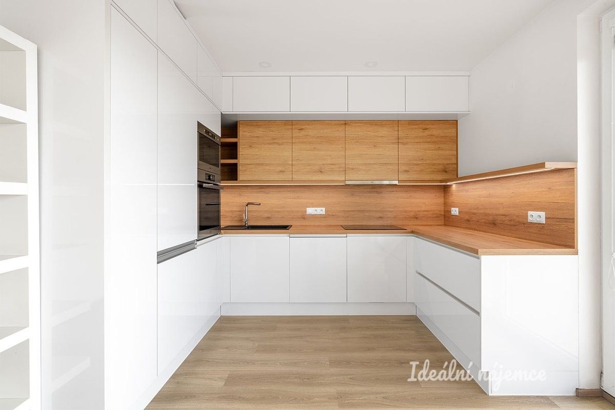 Byt 3+kk · 79 m² · Hlučkova, Praha - 4