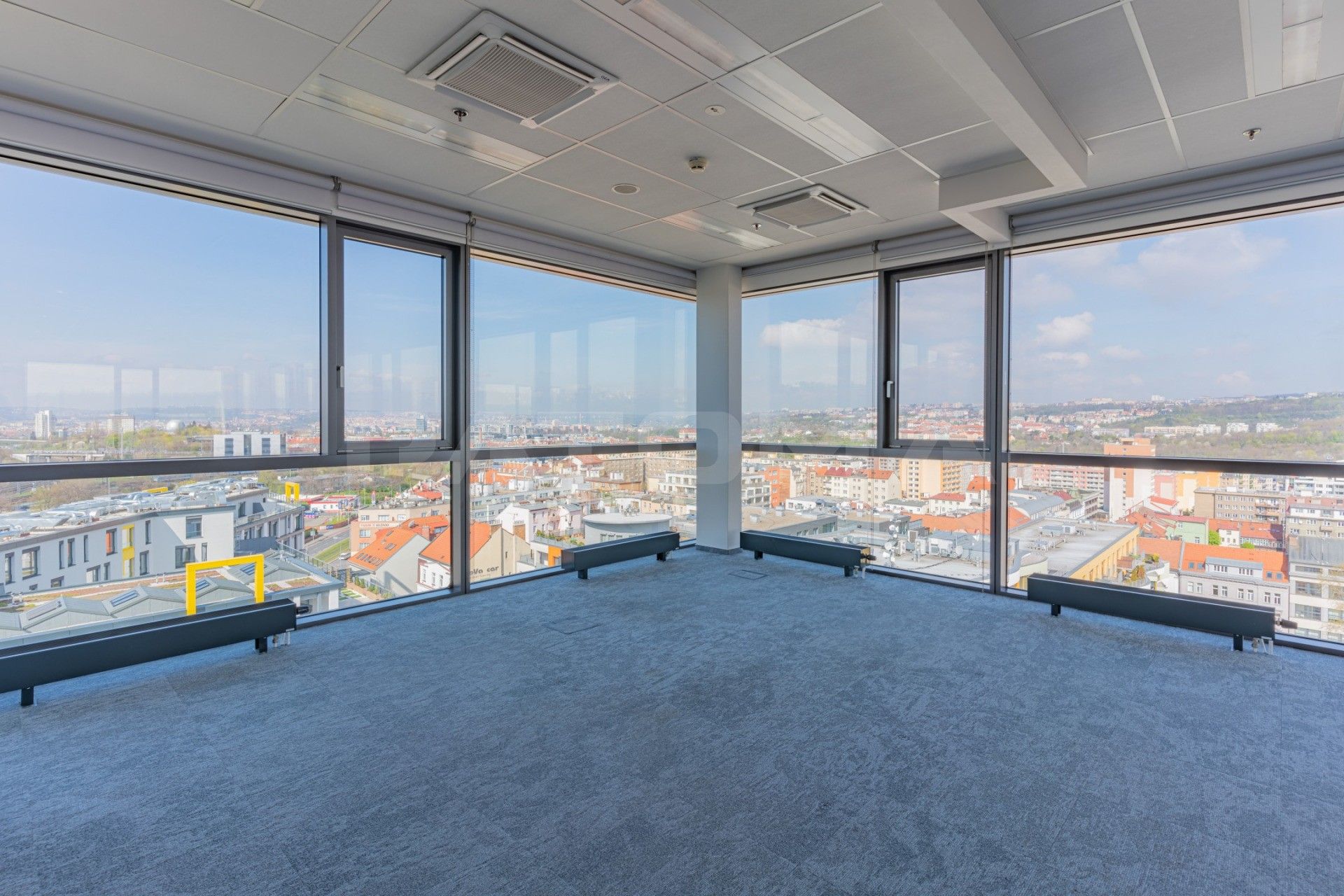 Kancelář · 548 m² · Českomoravská, Praha - 4