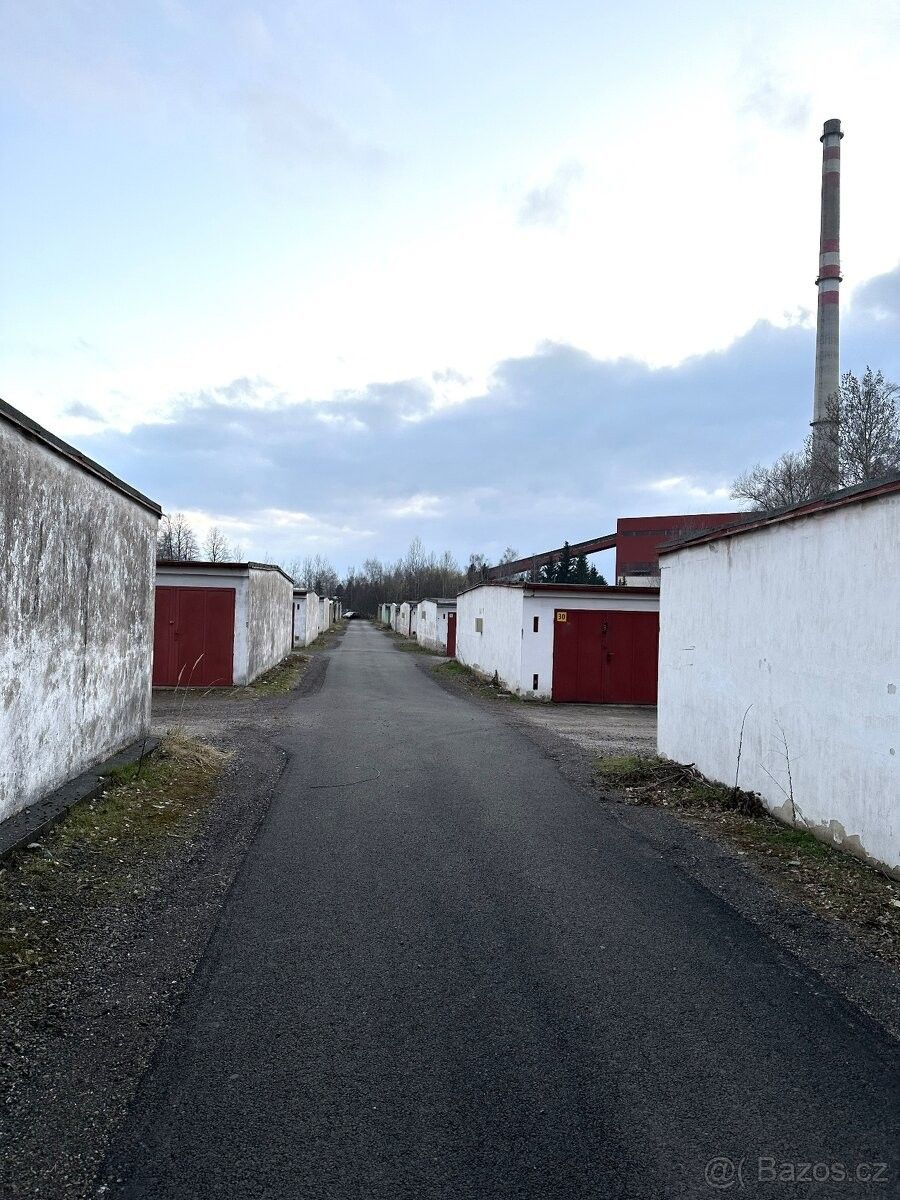 Garáže, České Budějovice, 370 01