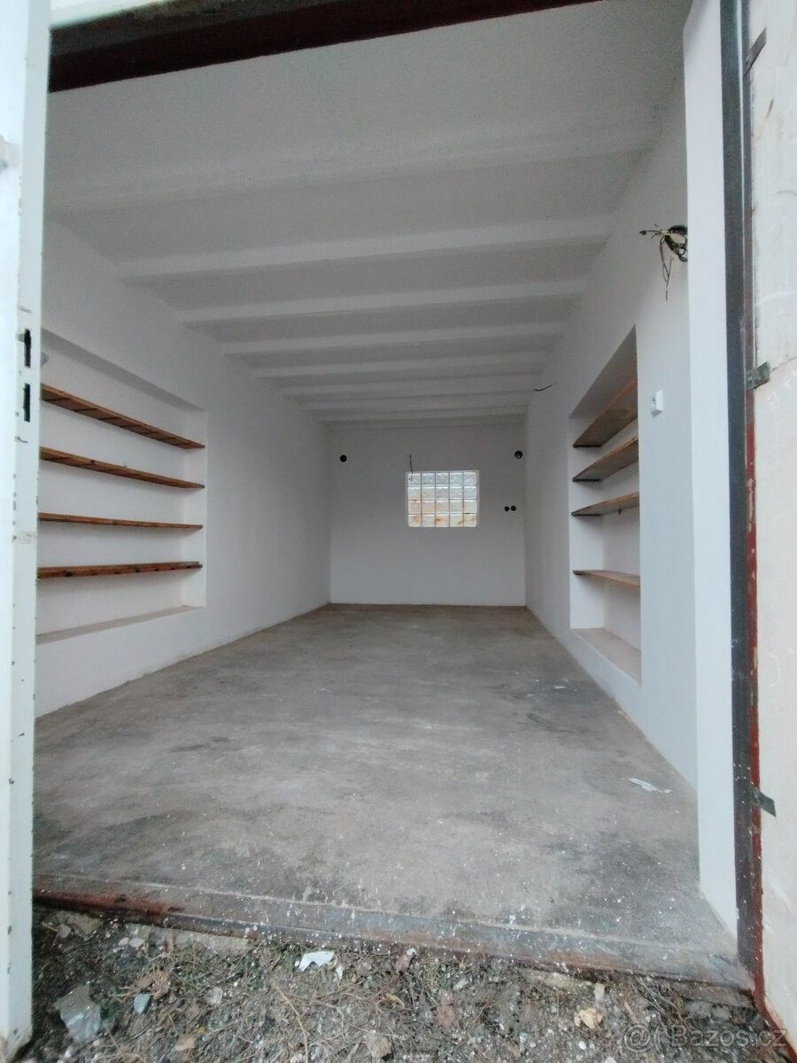 Prodej garáž - Kaplice, 382 41