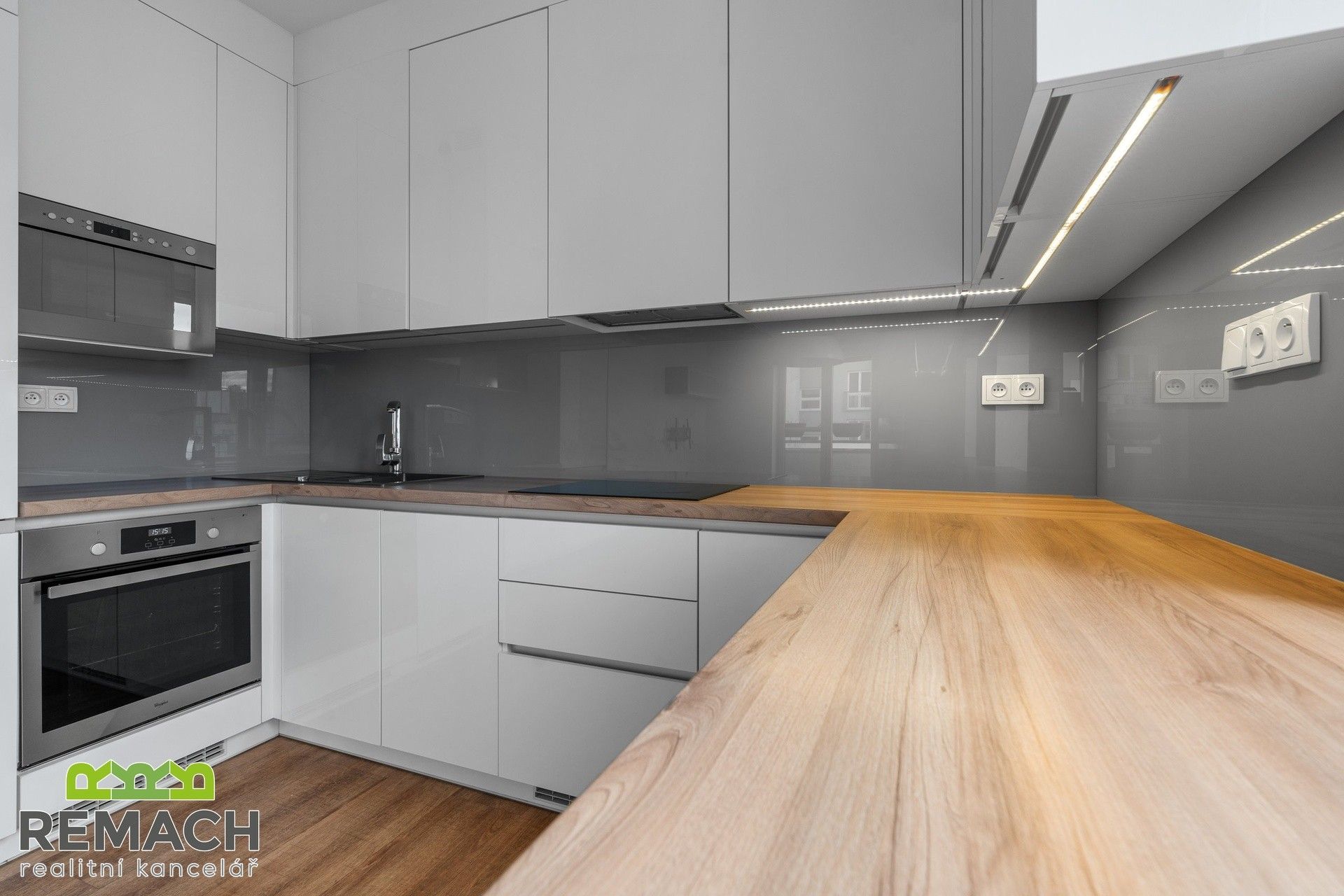 3+kk, Zahrádky, Uherské Hradiště, 61 m²