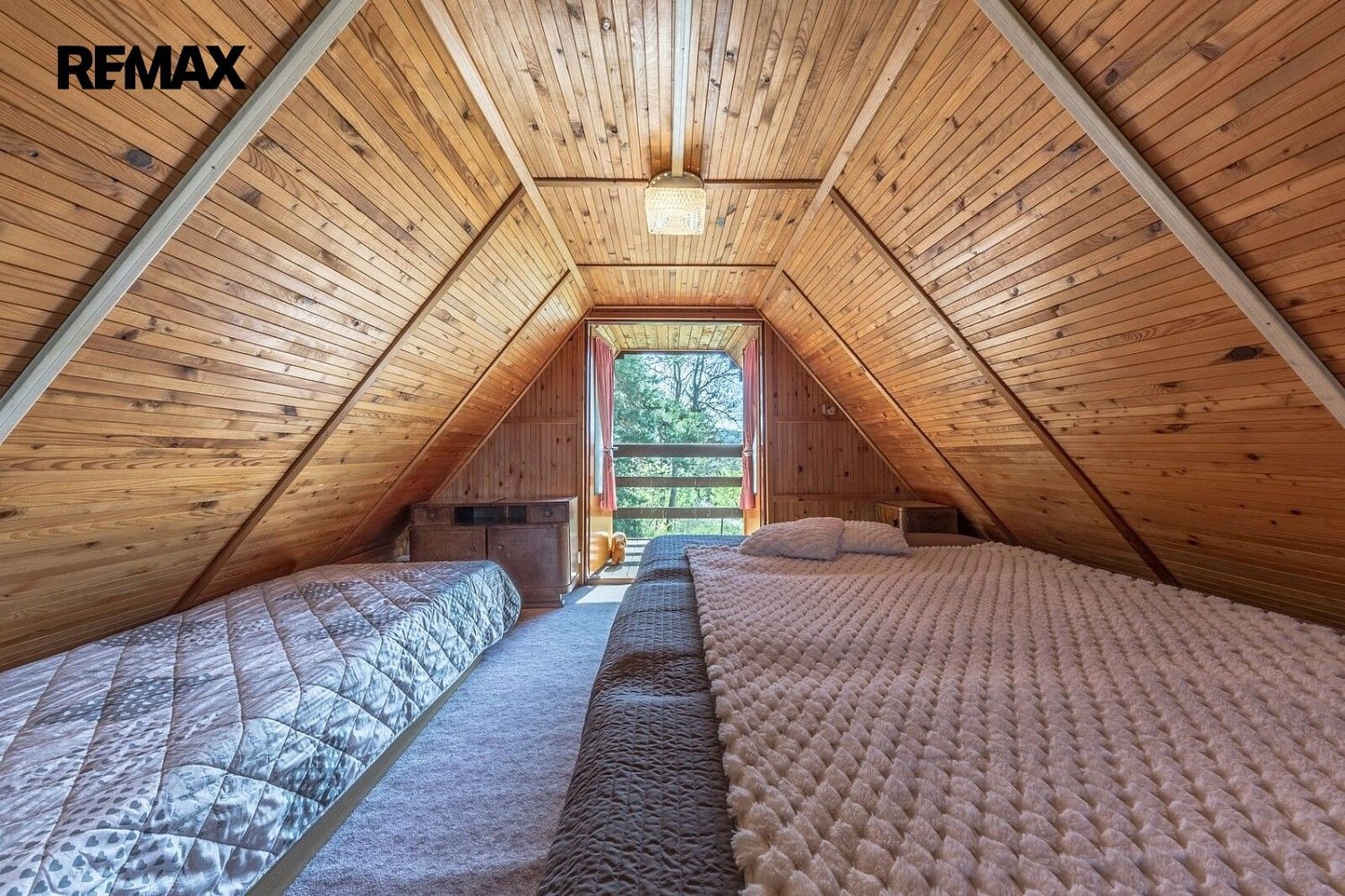 Chalupa · 36 m² · Neveklov - Mlékovice, okres Benešov, Středočeský kraj - 3