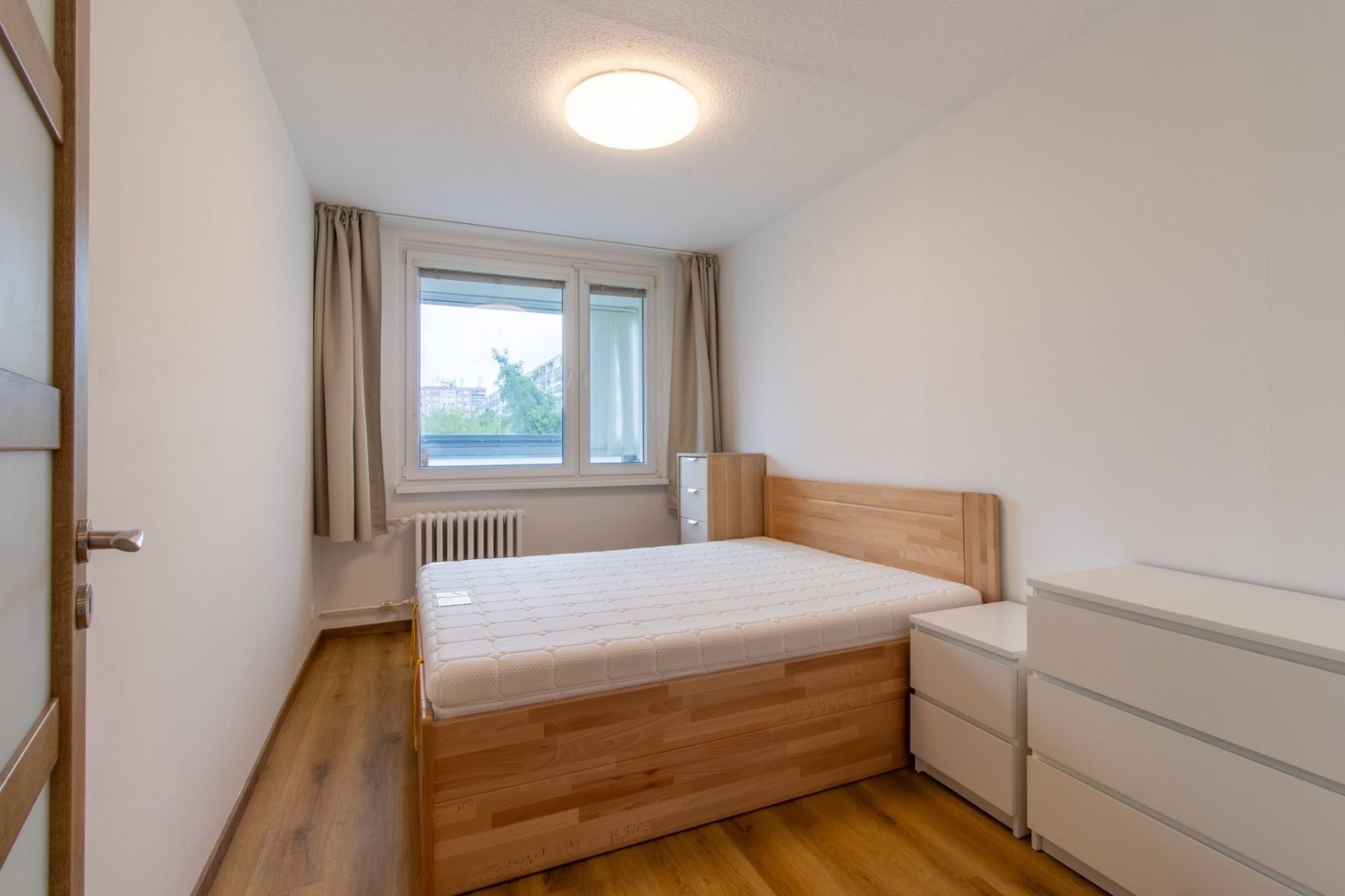 2+kk, Kurčatovova, Praha - Petrovice, 50 m² - 2