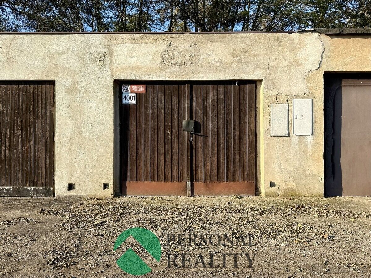 Garáže, Ústí nad Labem, 400 11