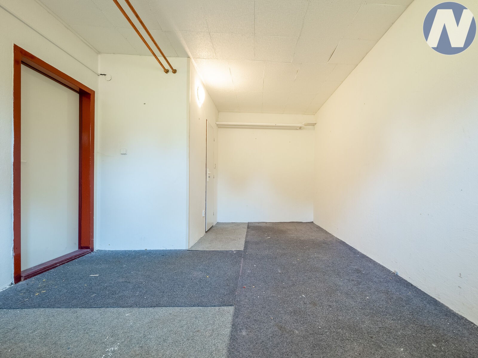 Komerční nemovitost · 21 m² · Chroboly - 3