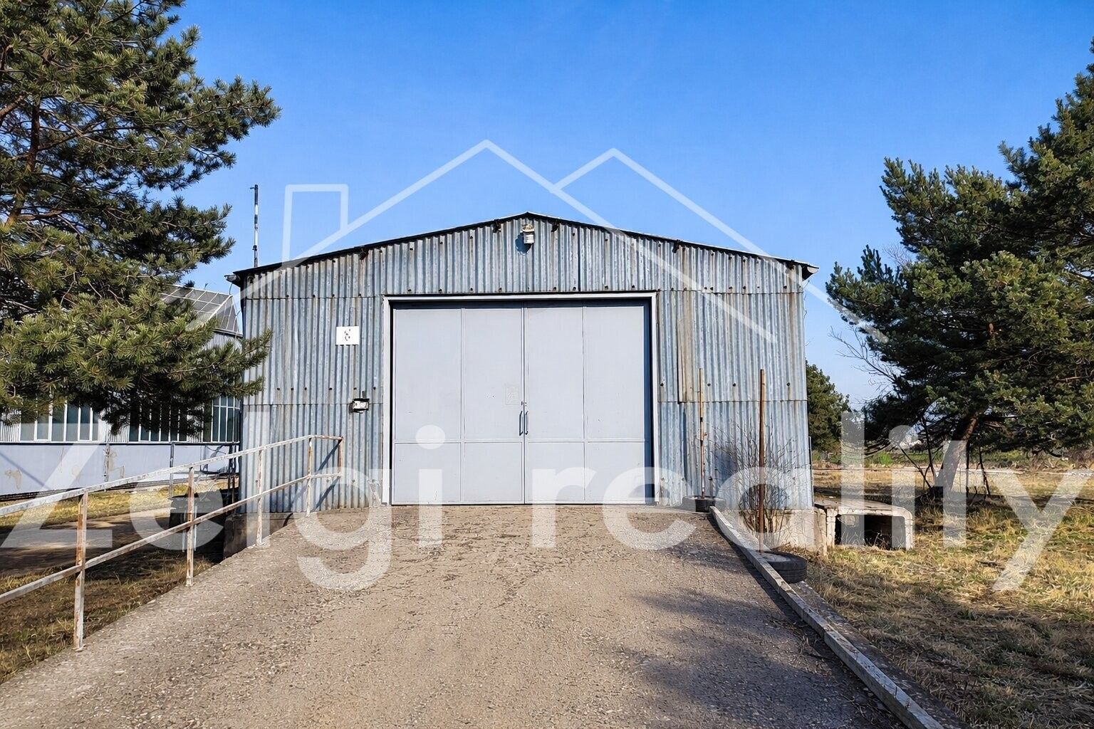 Pronájem sklad - Břeclav, 224 m²