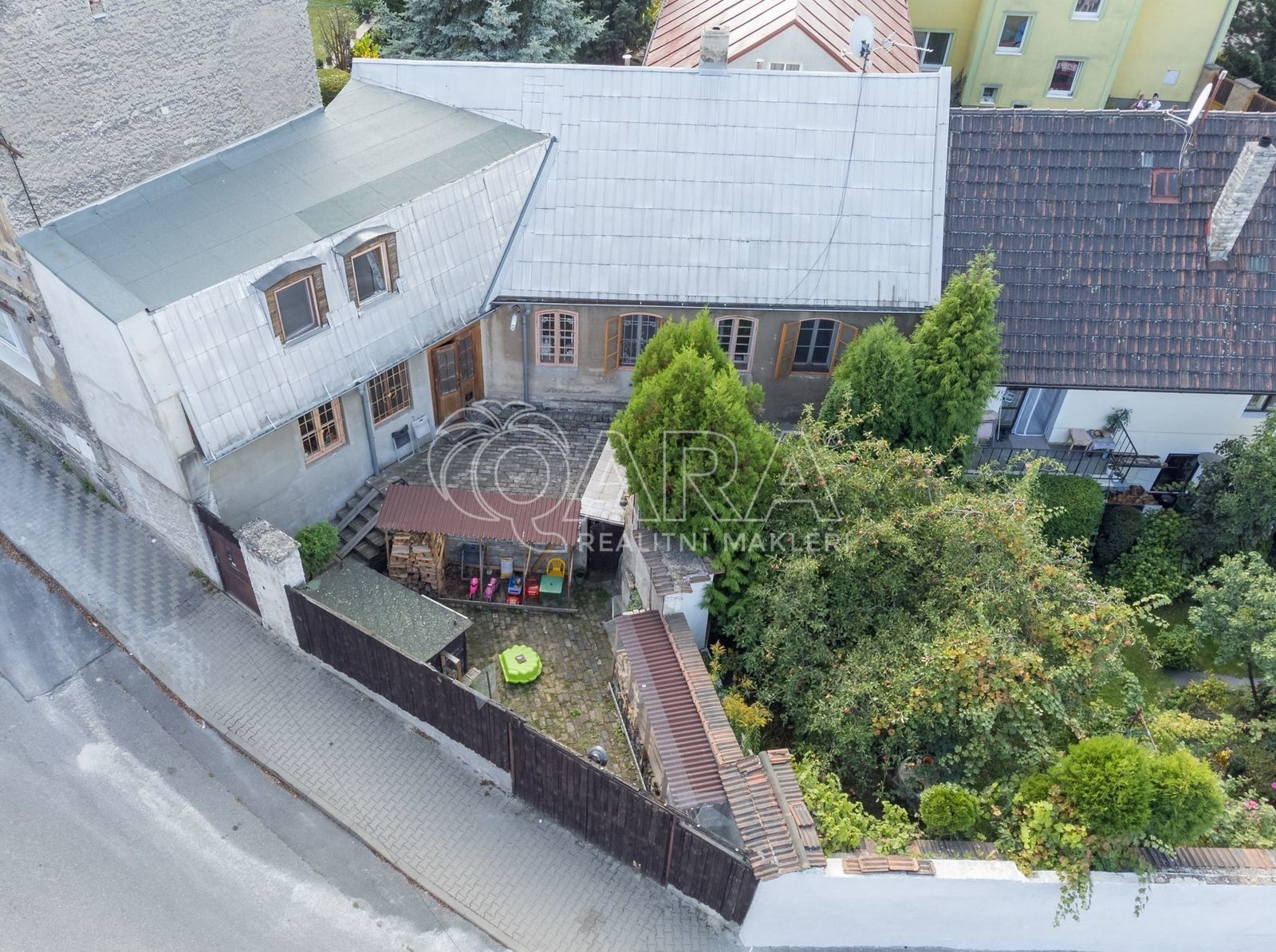 Rodinné domy, V. Doubnera, Kladno, 160 m²