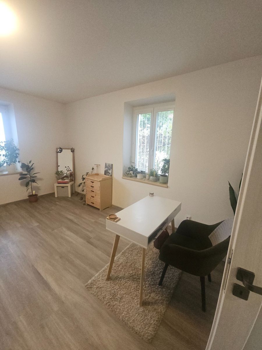 1+kk, Pod Závěrkou, Praha - Smíchov, 32 m² - 2