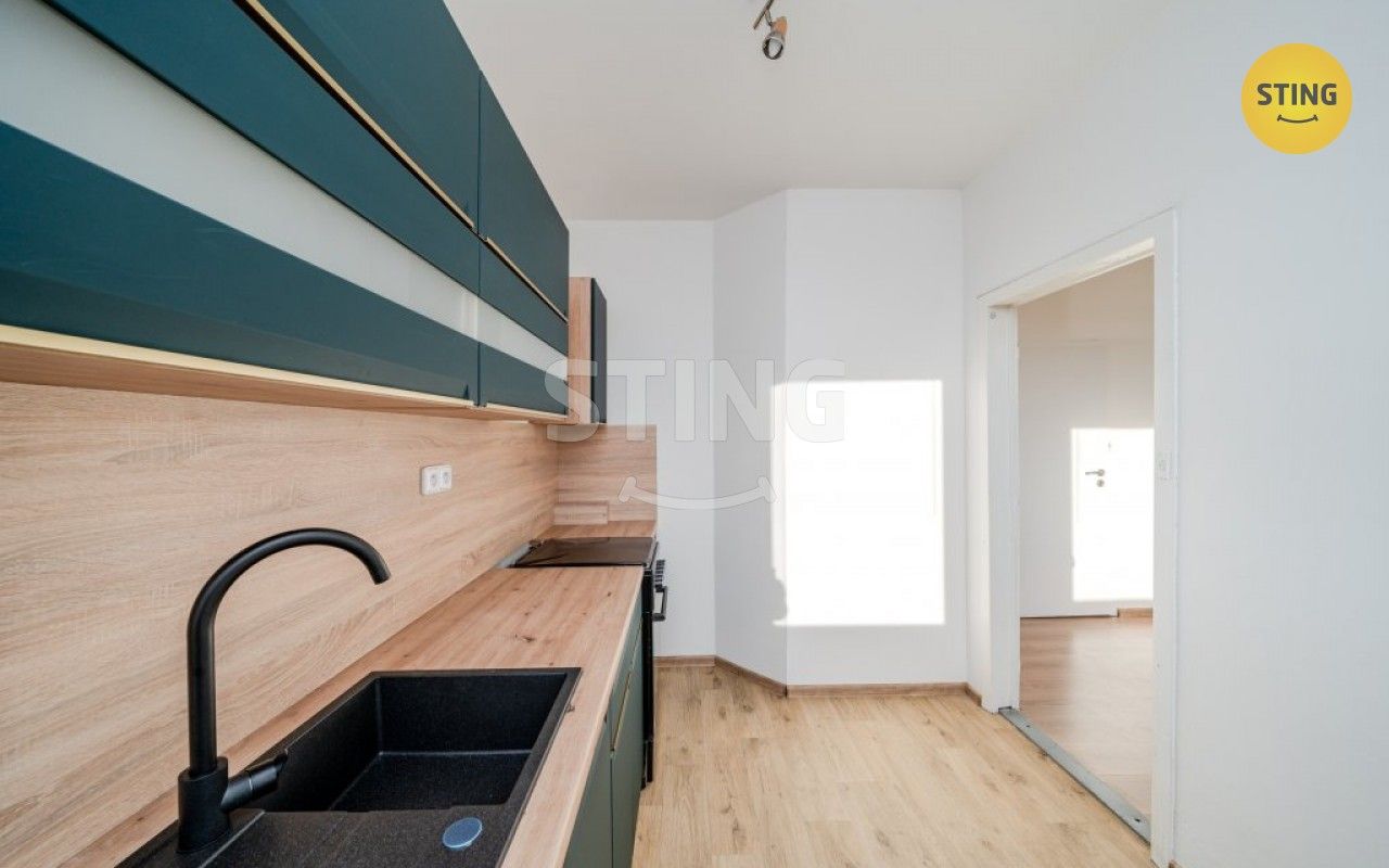 Prodej byt 2+1 - Habrová, Třinec, 44 m²