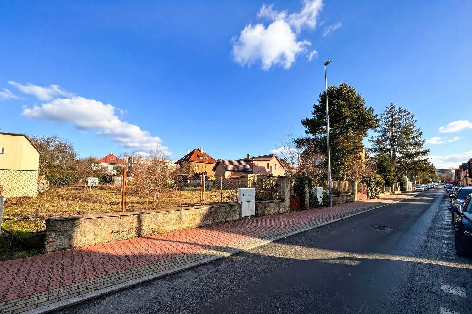 Prodej pozemek pro bydlení - Praha - Hloubětín, okres Praha 14, Hlavní město Praha - 5