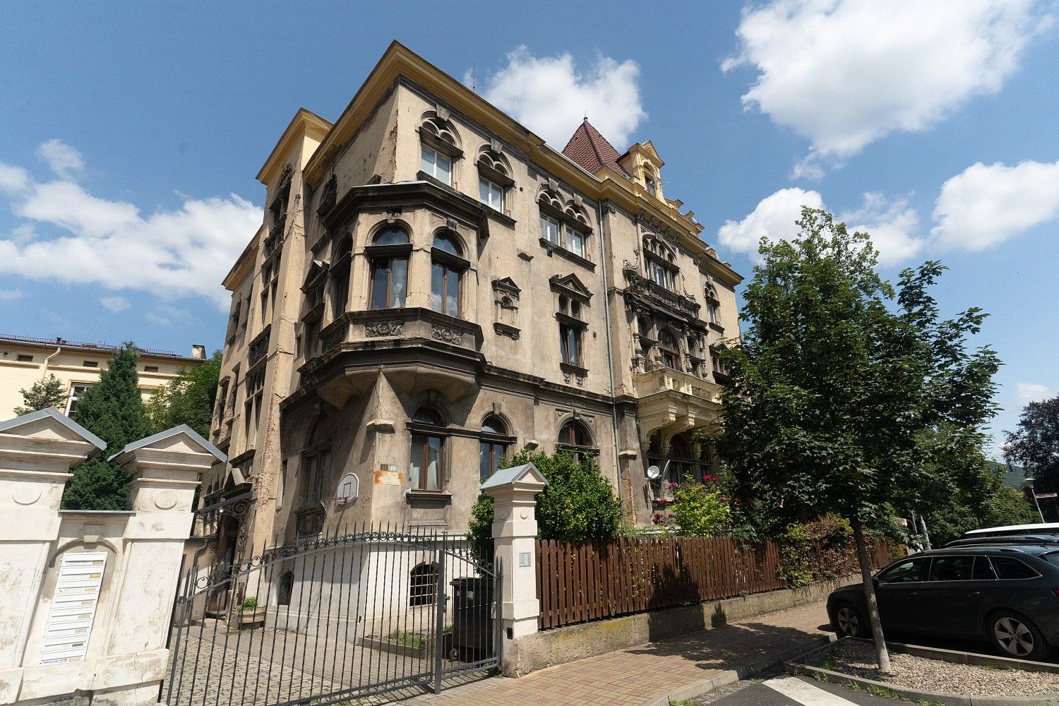 3+1, Teplice, Ústecký kraj, 140 m² - 2
