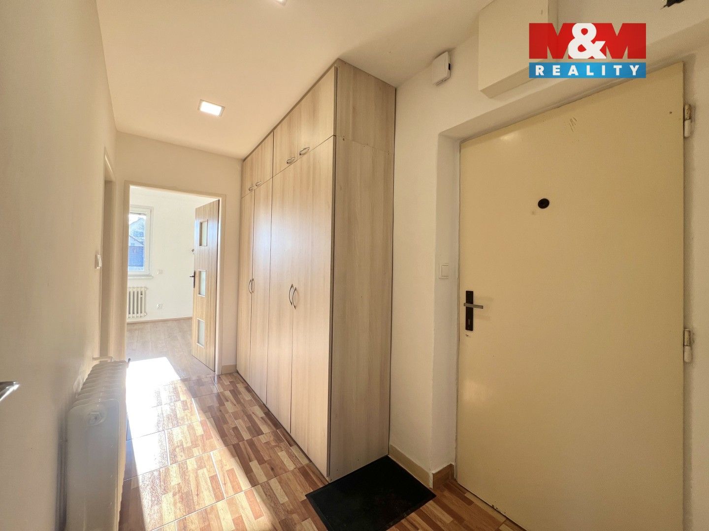 Prodej byt 3+1 - Mojné, 60 m²