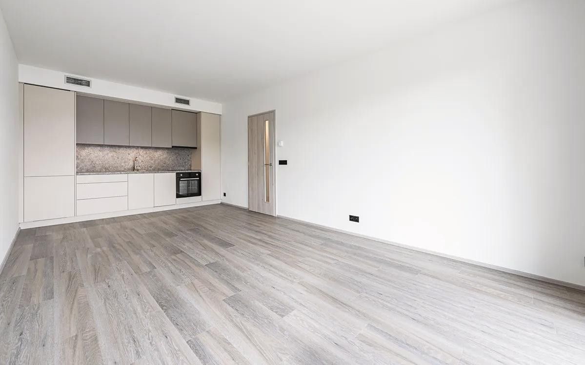 Byt 2+kk · 37 m² · Slivenecká, Praha - 3