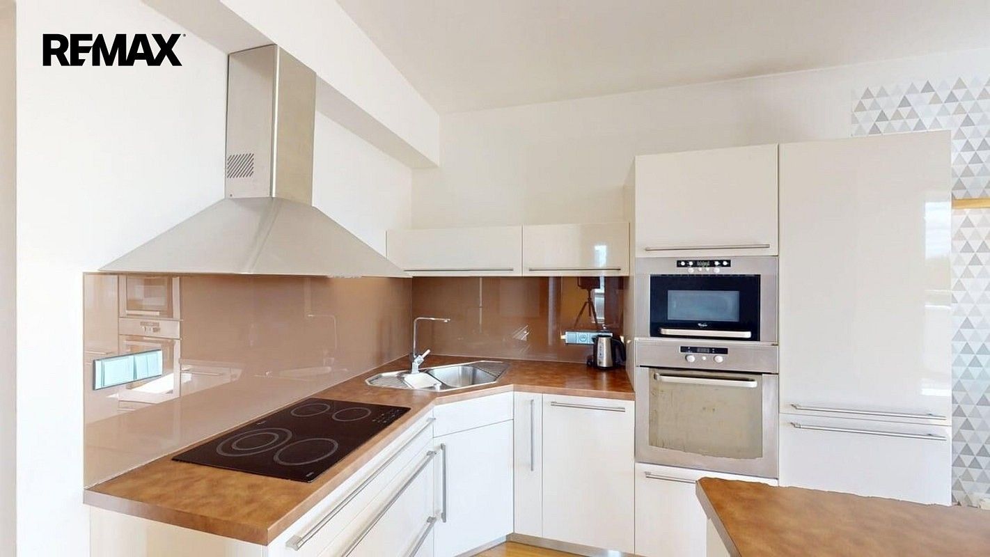 3+kk, Jesenice, okres Praha-západ, Středočeský kraj, 75 m² - 2