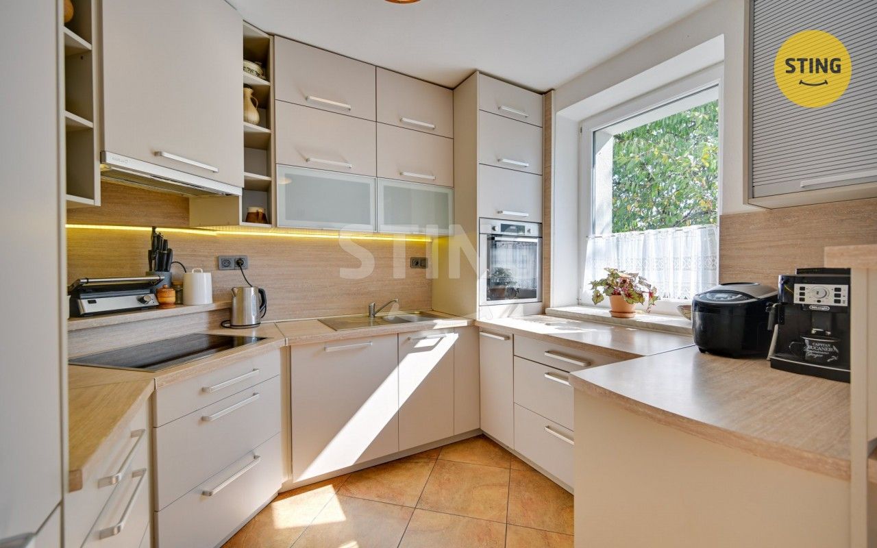 Prodej rodinný dům - Jáchymov, Velká Bíteš, 250 m² - 2