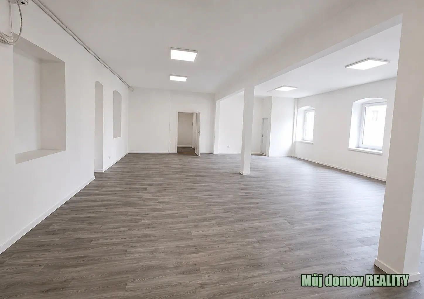 Vily, Putimská, Praha, 1 300 m² - 2