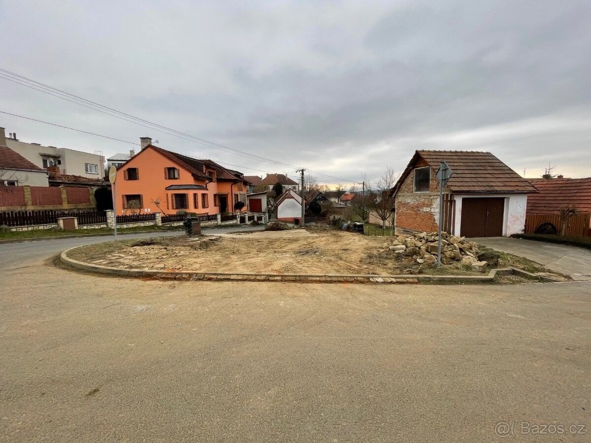 Pozemky pro bydlení, Uherské Hradiště, 686 01 - 1