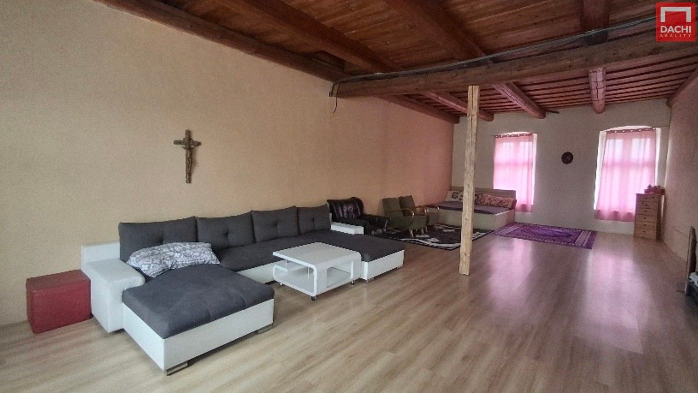 Rodinné domy, Medlov, 450 m²